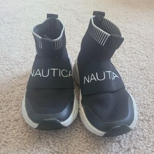Nautica Pull on baby shoes